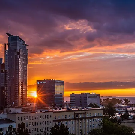 9Th Floor Skwer Kosciuszki Z Widokiem Na Morze Apartment Gdynia Exterior photo